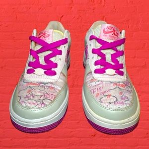 VINTAGE NIKE (2006) AIR FORCE 1 - SIZE 4Y